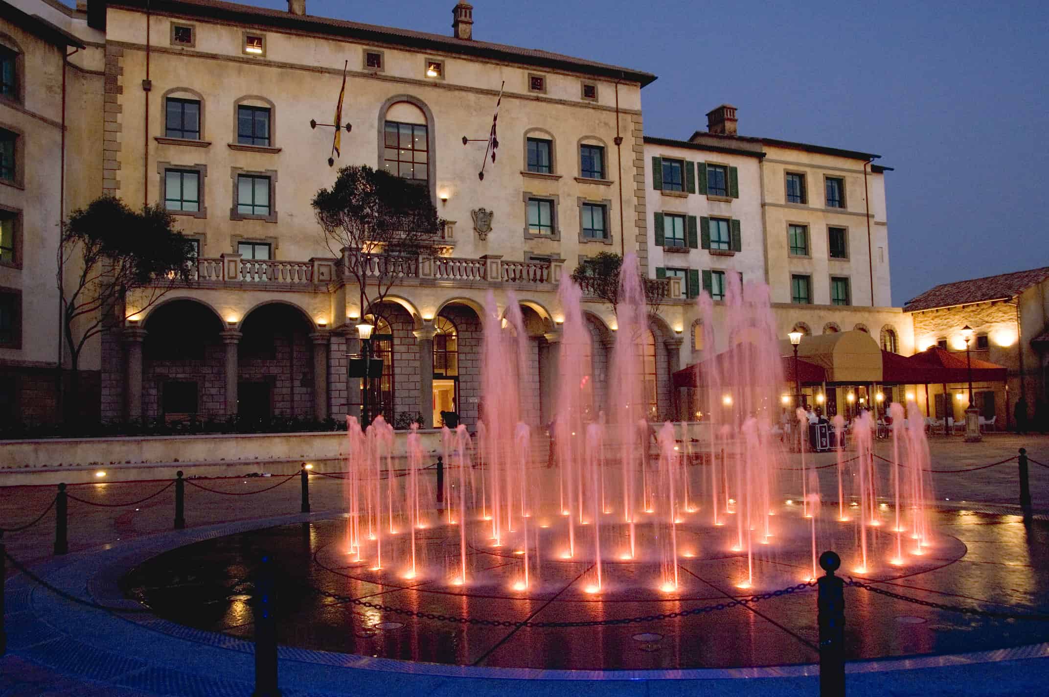 Fountain by the SunSquare Montecasino hotel